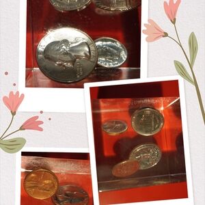Collectible Rare Coin Set Uncirculated Coin Paper Weight Unit